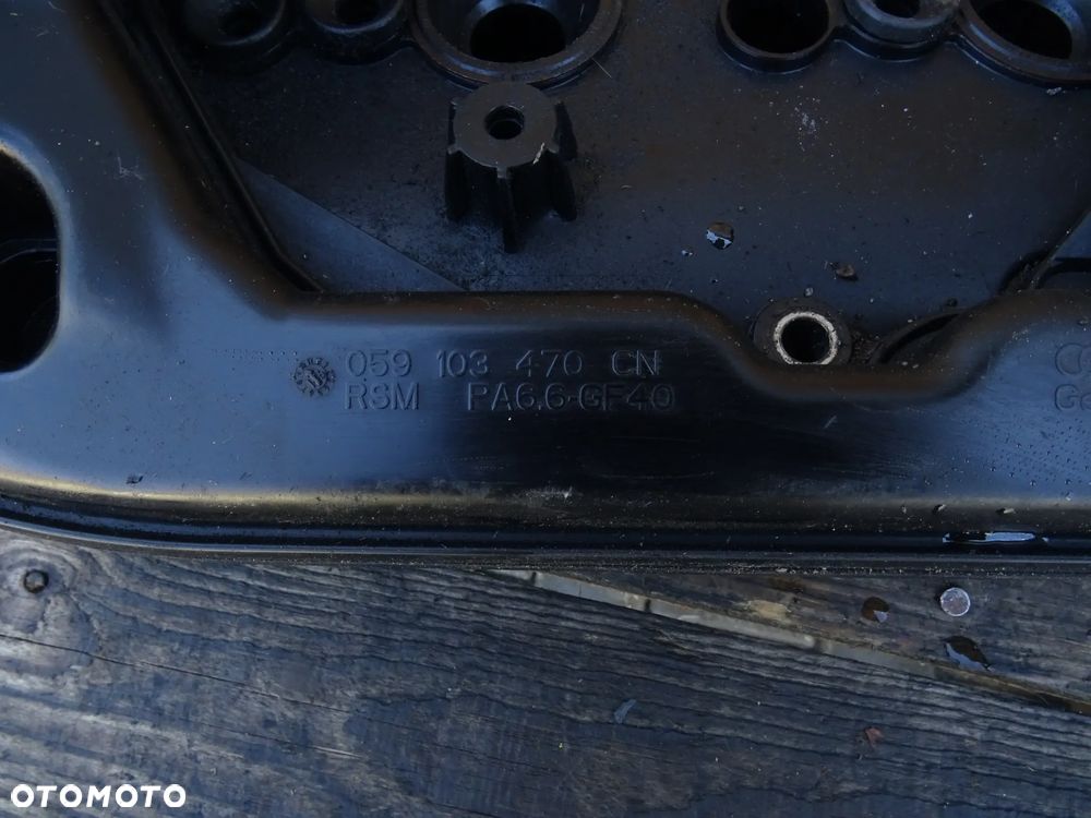 Pokrywa zaworów 059103470CN Audi 3.0 TDI CRT - 2