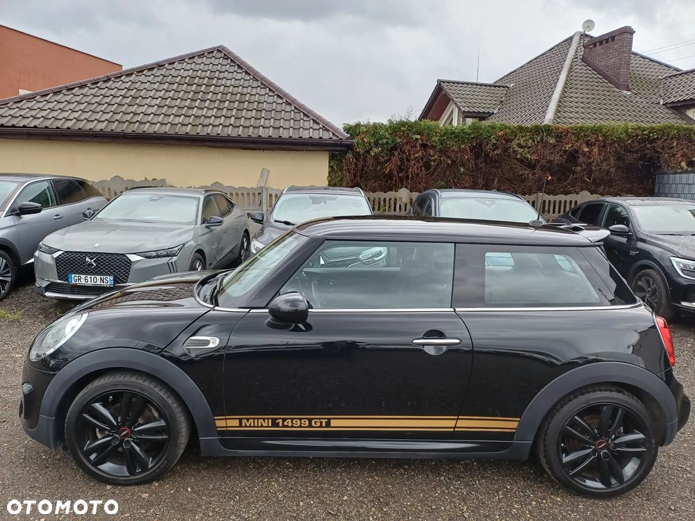 MINI Cooper John Works Trim - 3