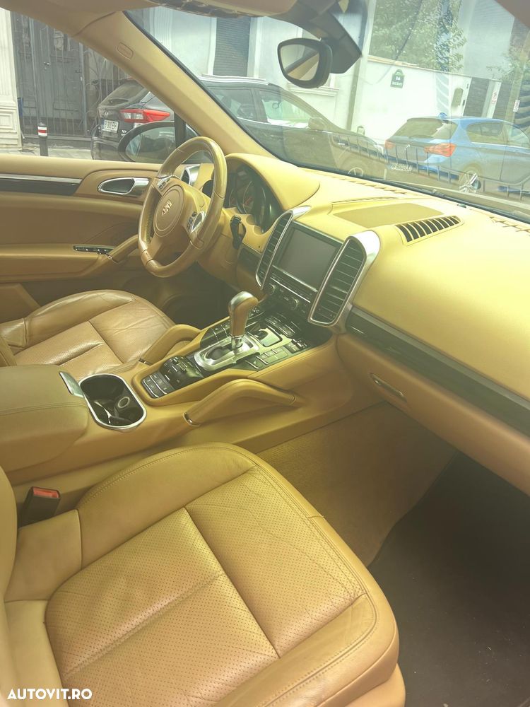 Porsche Cayenne 3.0TD TipTronic - 8