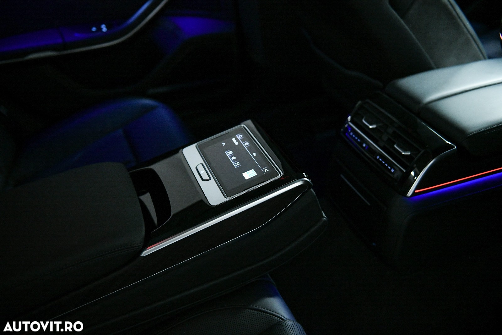 Audi A8 50 TDI quattro Tiptronic MHEV - 11