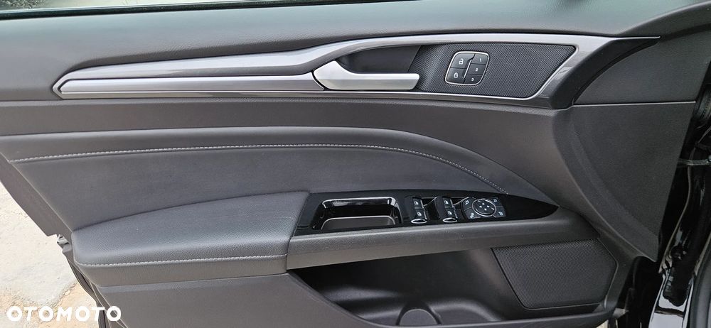 Ford Mondeo 2.0 EcoBlue Business Edition - 26
