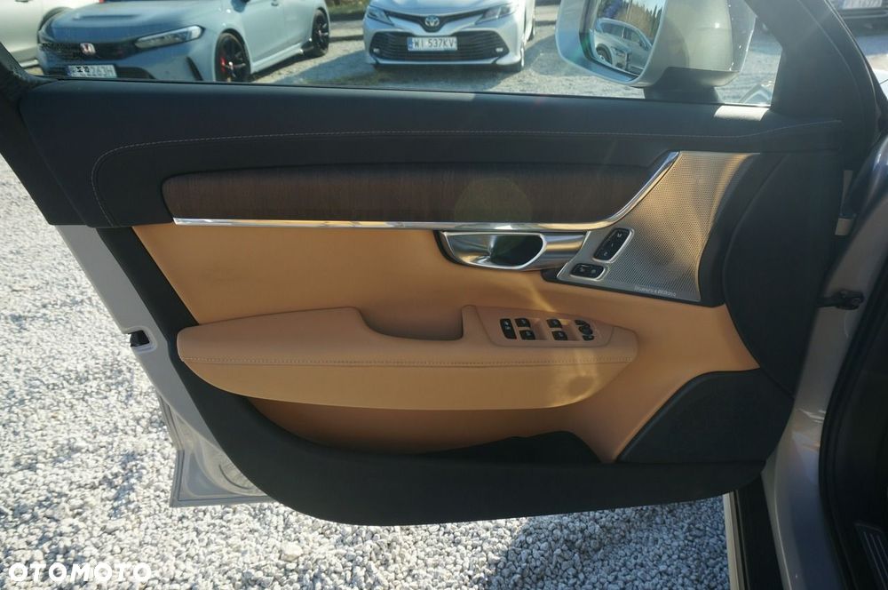 Volvo V90 Cross Country B5 D AWD Ultimate - 21