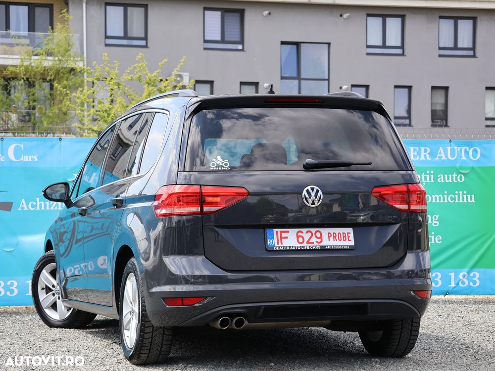 Volkswagen Touran 2.0 TDI DSG Highline - 4