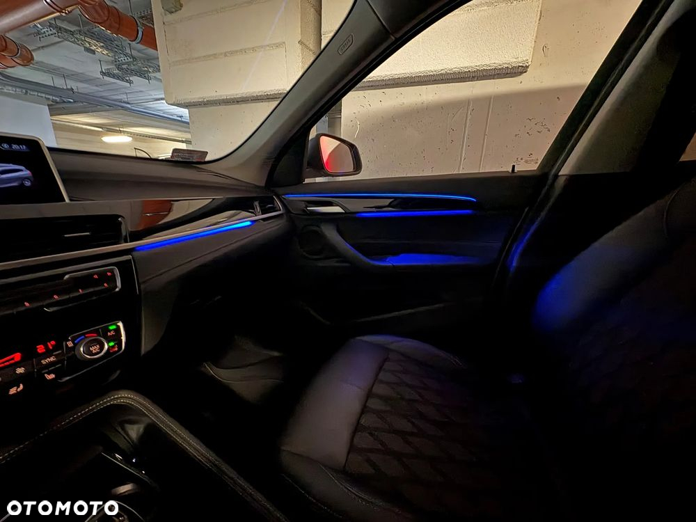 BMW X1 sDrive18i xLine - 13
