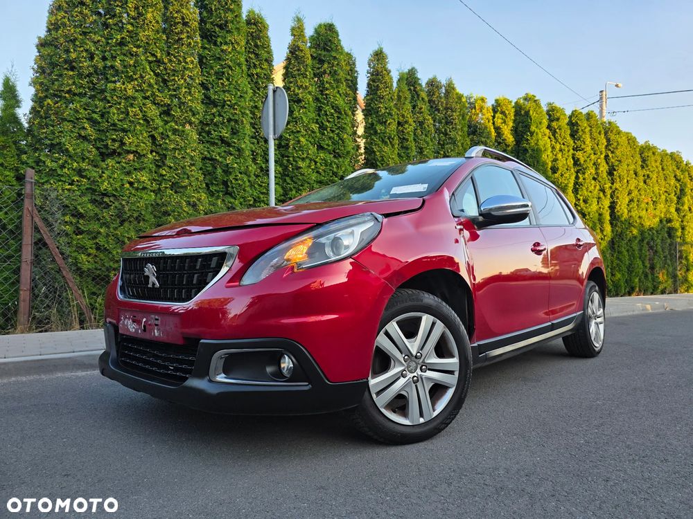 Peugeot 2008 BlueHDi 100 STOP & START Style - 37