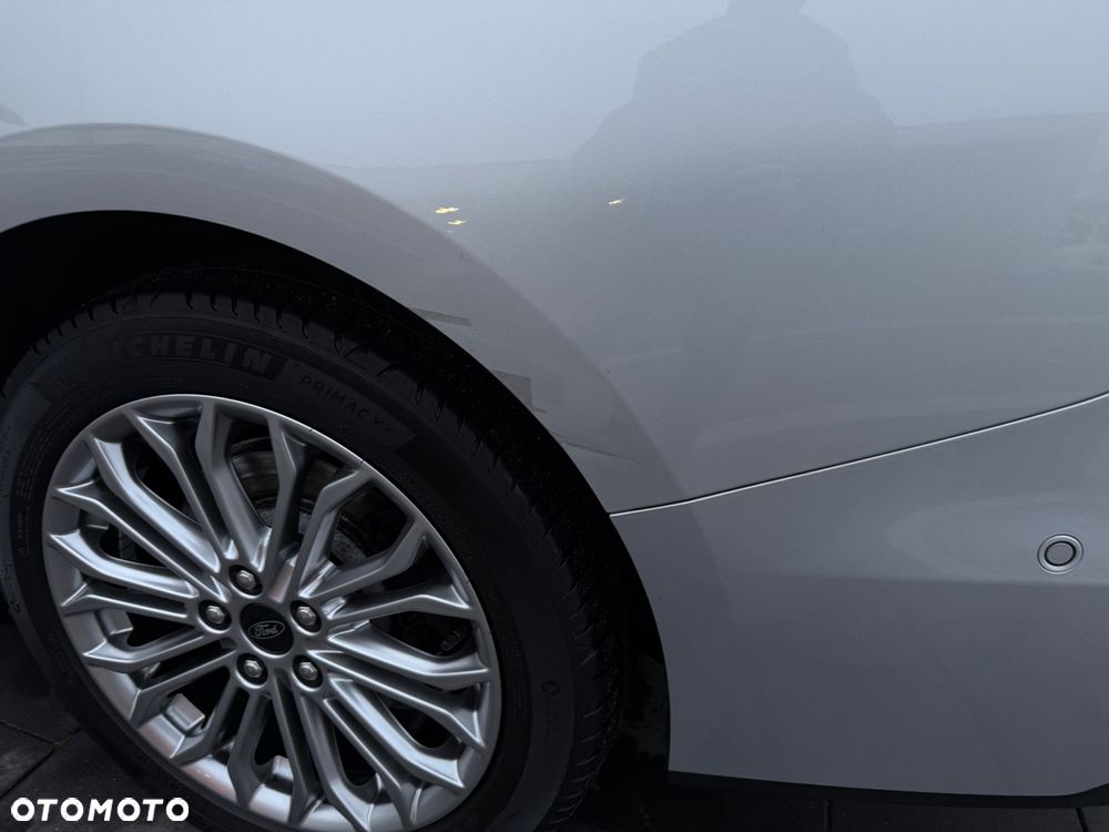 Ford Focus 2.0 EcoBlue Start-Stopp-System TITANIUM - 18