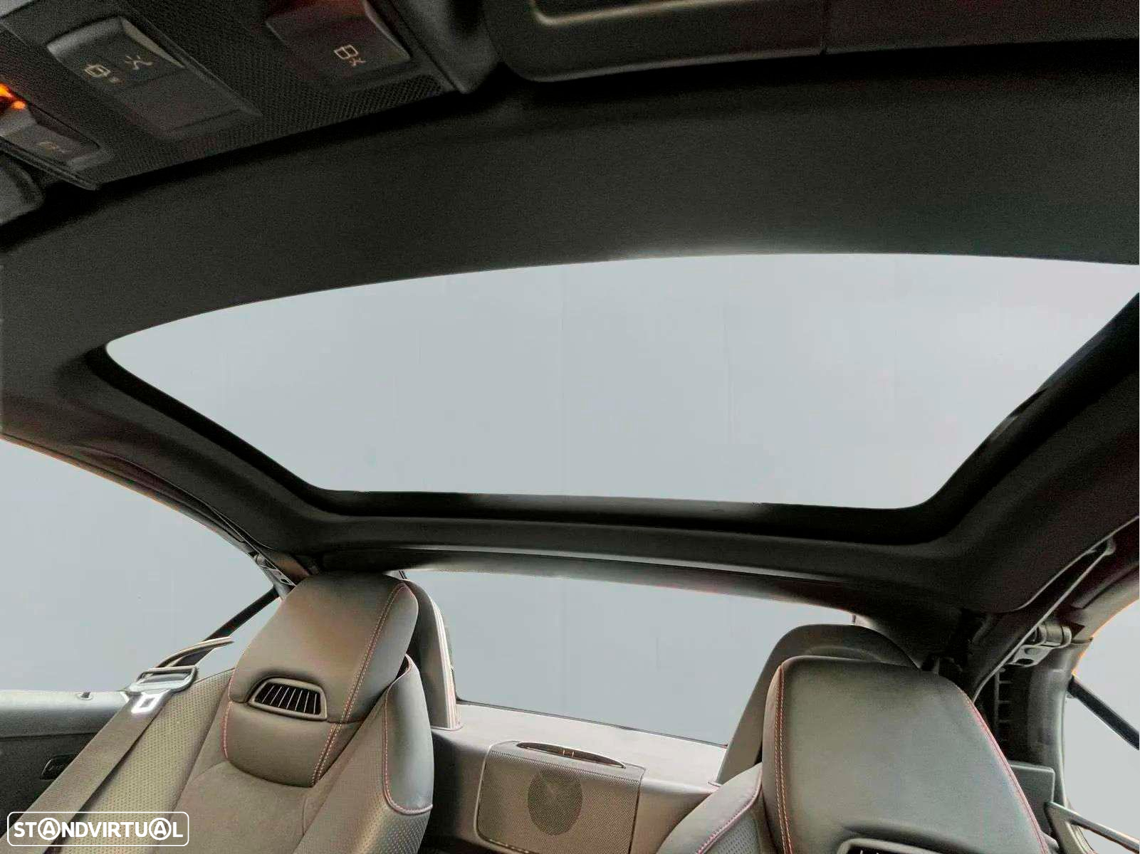 Mercedes-Benz SLC 43 AMG - 44