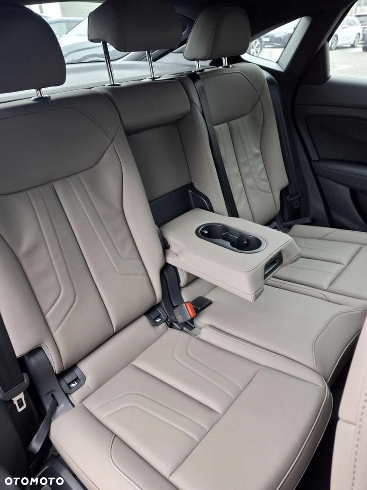 Audi Q3 Sportback - 25