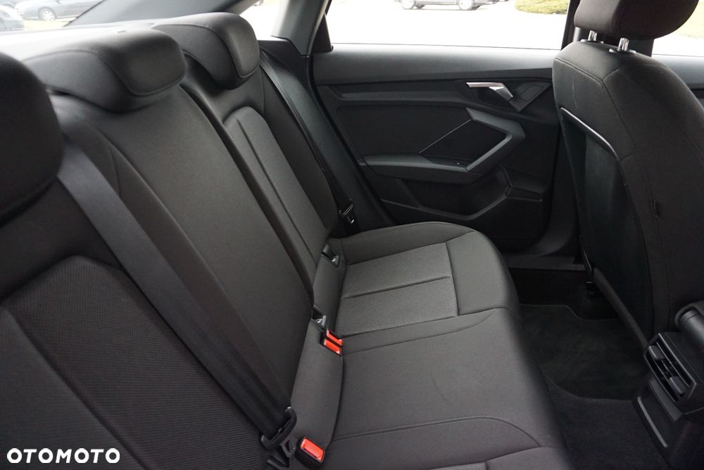 Audi A3 Limousine 35 TFSI S tronic - 29