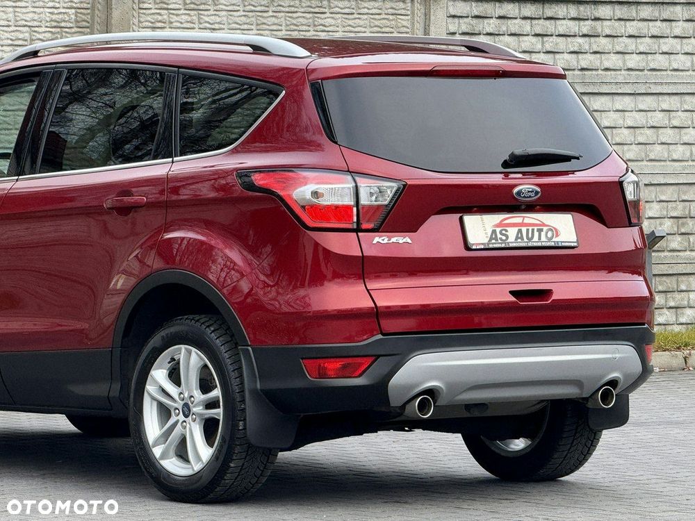 Ford Kuga 2.0 TDCi FWD Titanium - 36