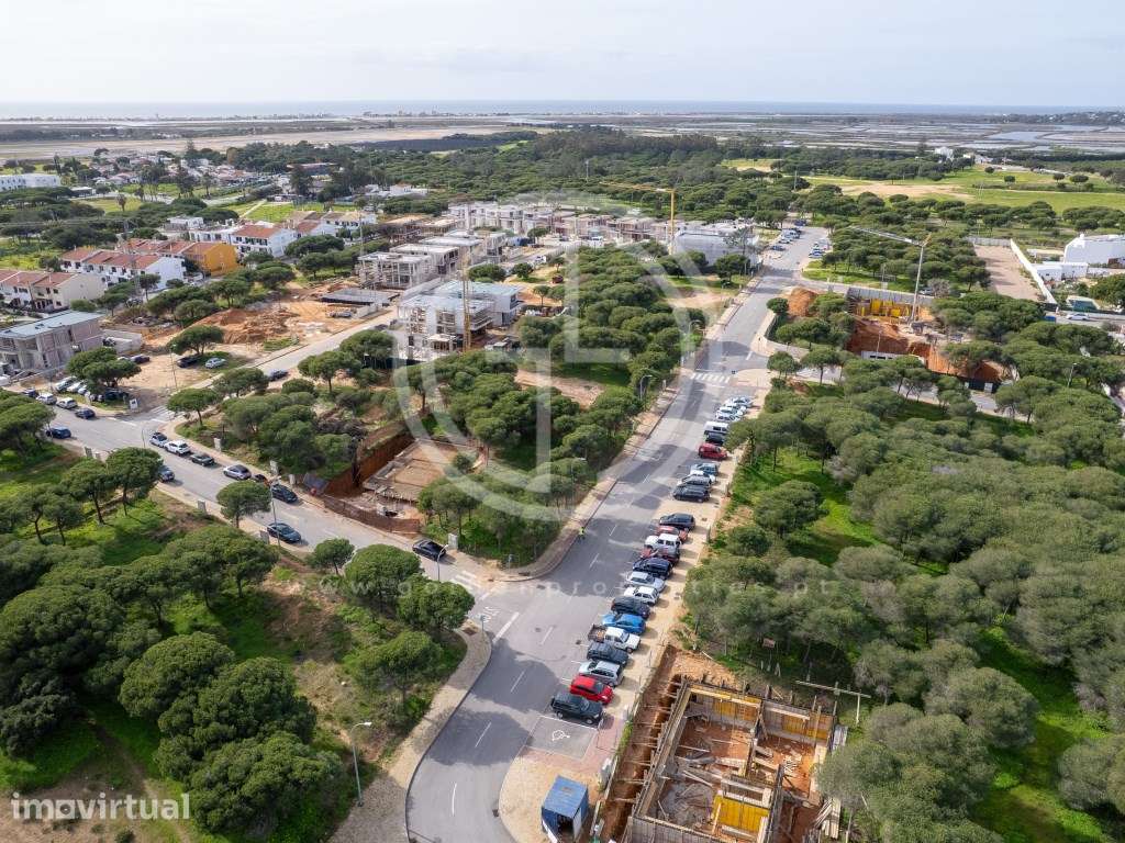 Moradia em T3 em banda em Faro - Grande imagem: 4/60