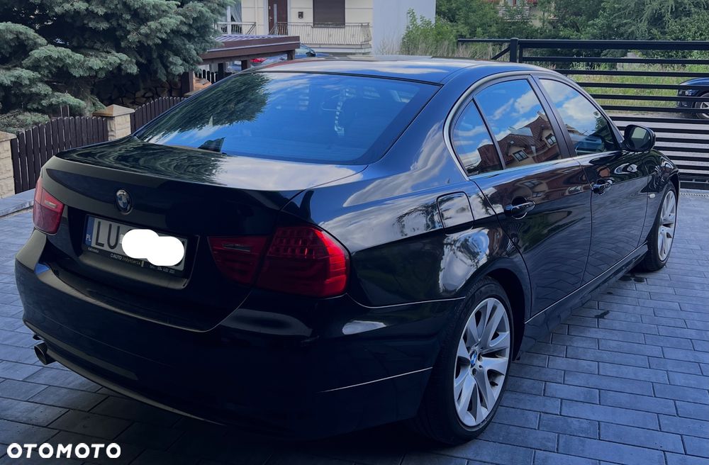 BMW Seria 3 318d - 4