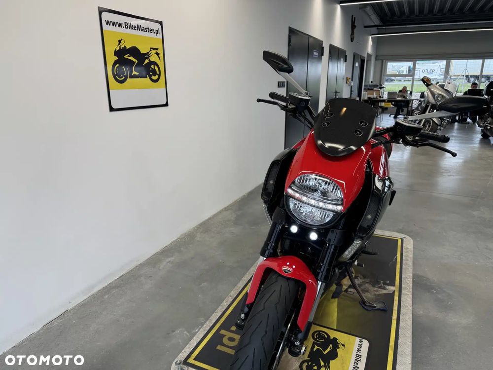 Ducati Diavel - 32