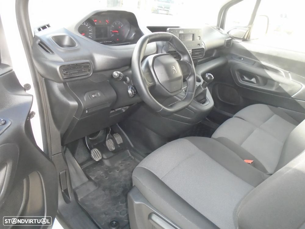 Peugeot PARTNER  LONGA-3 LUGARES 102 CV-NACIONAL-IVA DEDUTIVEL - 6