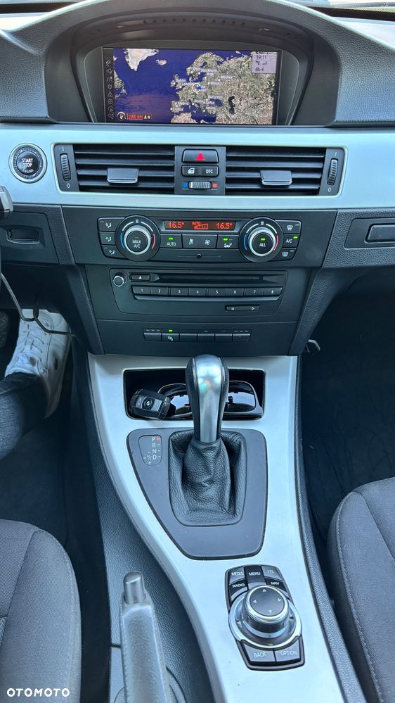 BMW Seria 3 320d DPF - 14