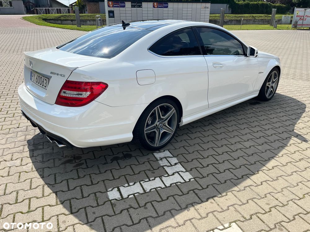 Mercedes-Benz Klasa C 63 AMG AMG SPEEDSHIFT MCT - 14
