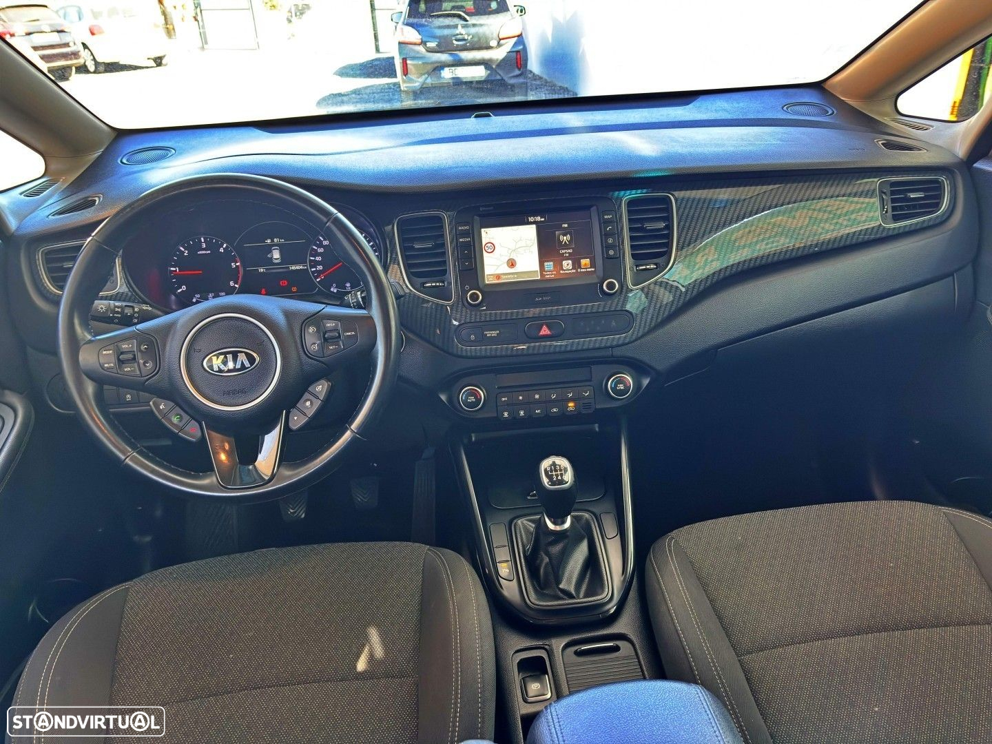 Kia Carens 1.7 CRDi ISG EX - 10