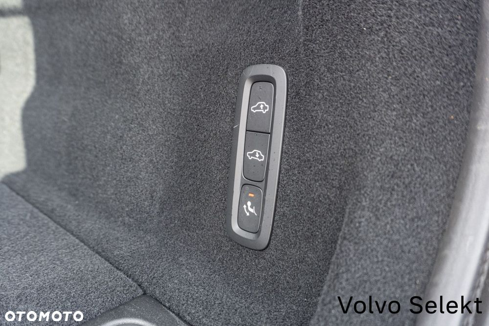 Volvo XC 60 - 21