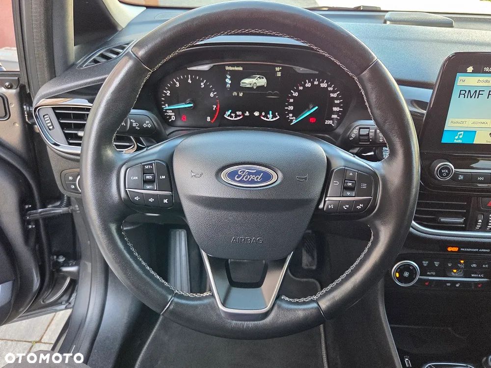 Ford Fiesta 1.0 EcoBoost S&S TITANIUM - 19