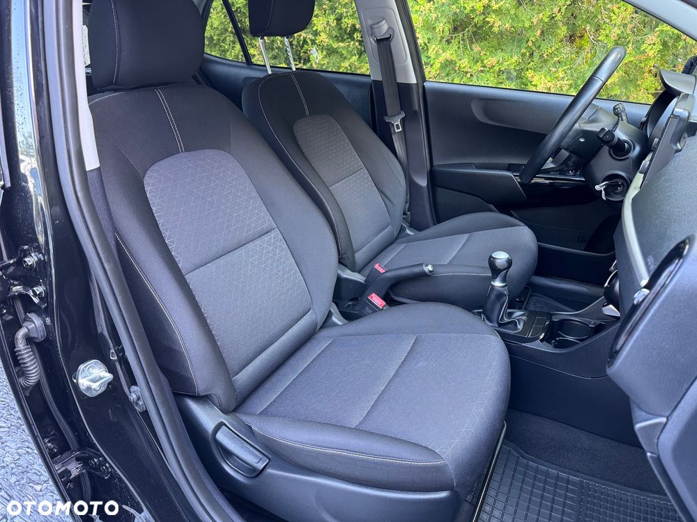 Kia Picanto 1.0 L - 24