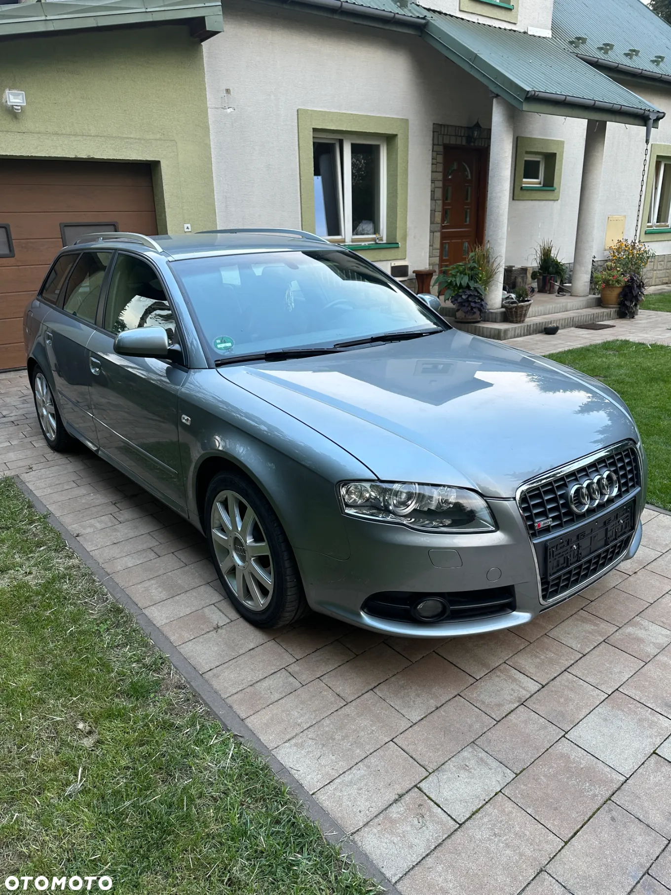 Audi A4 2.0T FSI - 3