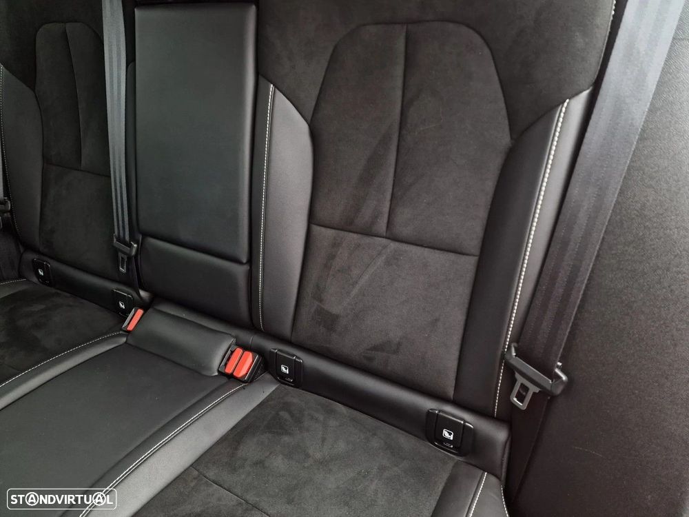 Volvo XC 40 1.5 T4 PHEV R-Design - 20