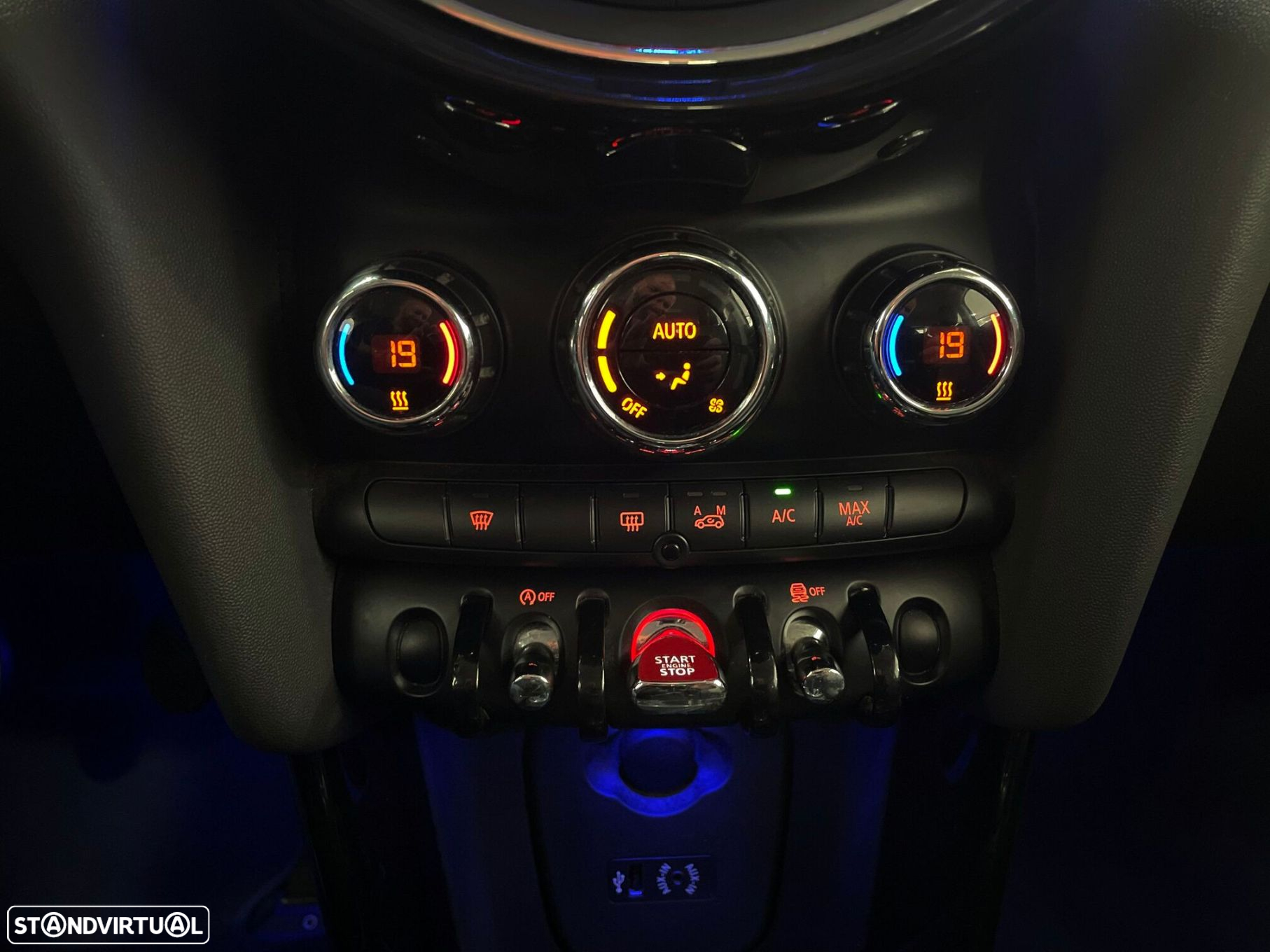 MINI 3 Portas Cooper D - 42
