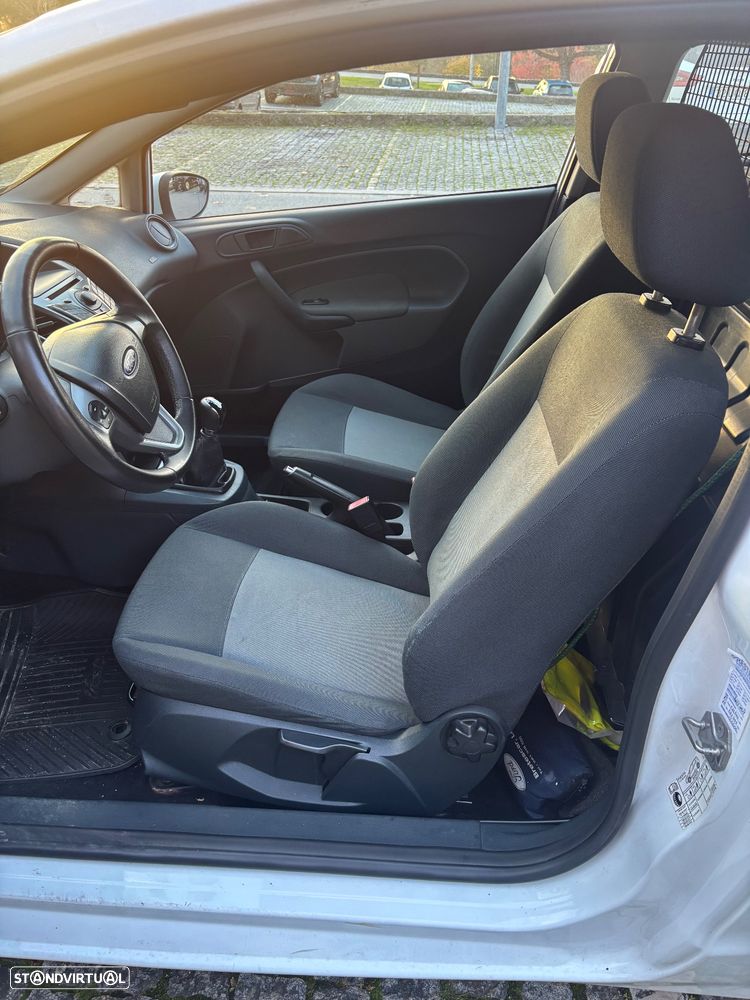 Ford Fiesta 1.4 TDCi Titanium - 6