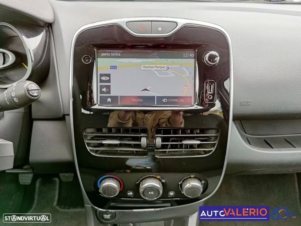 Renault Clio Sport Tourer 0.9 TCe Limited - 13
