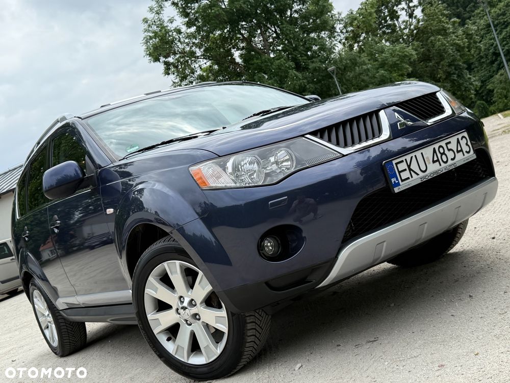 Mitsubishi Outlander 2.4 4WD CVT Intense - 19