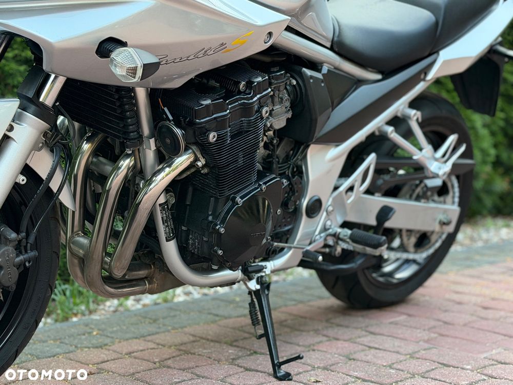 Suzuki Bandit - 17