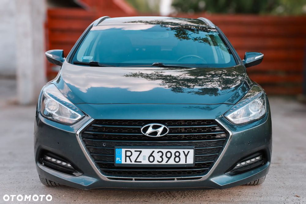 Hyundai i40 1.7 CRDi BlueDrive Business DCT - 2