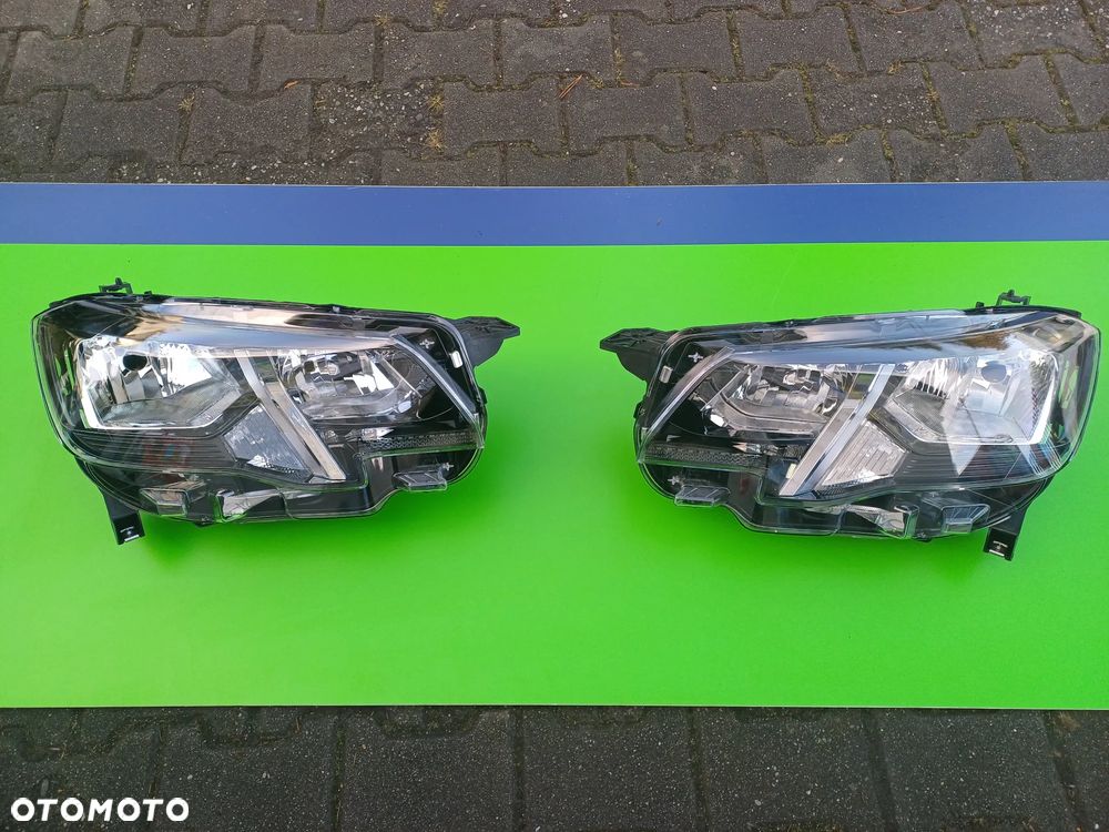 Reflektor prawy, lewy Berlingo IV Rifter Proace City Nowy