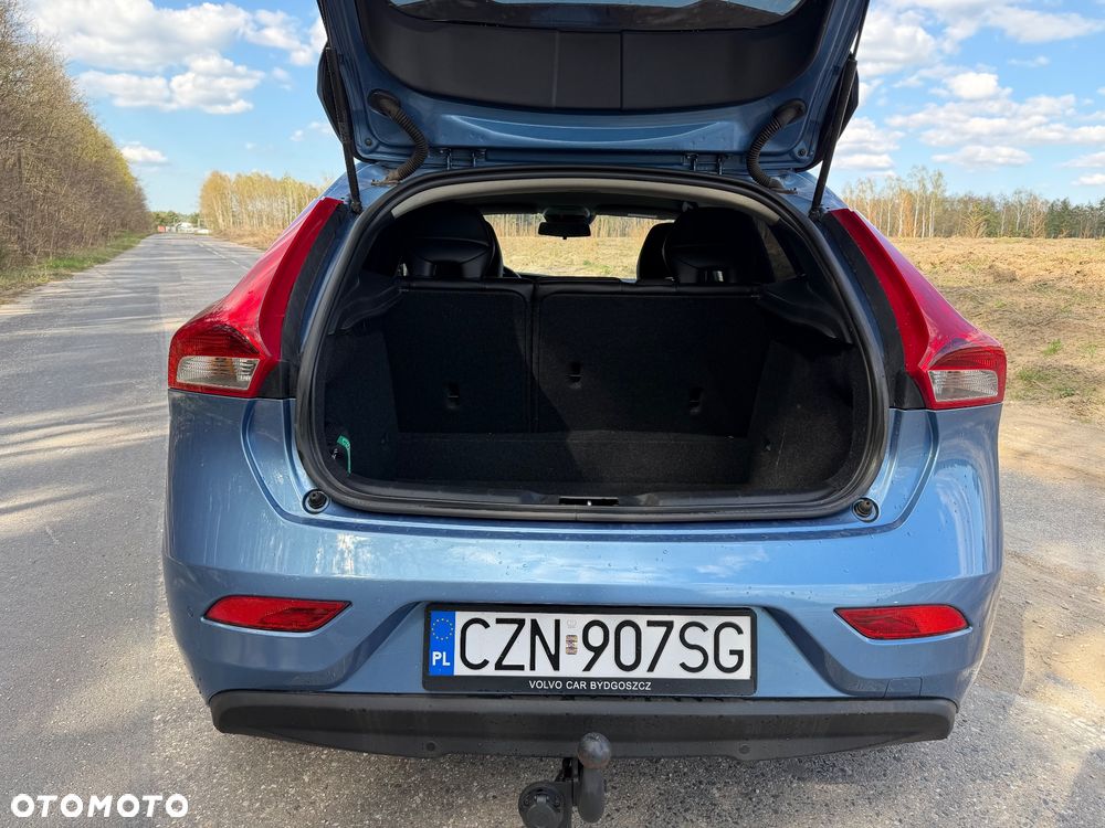 Volvo V40 T2 Ocean Race - 14