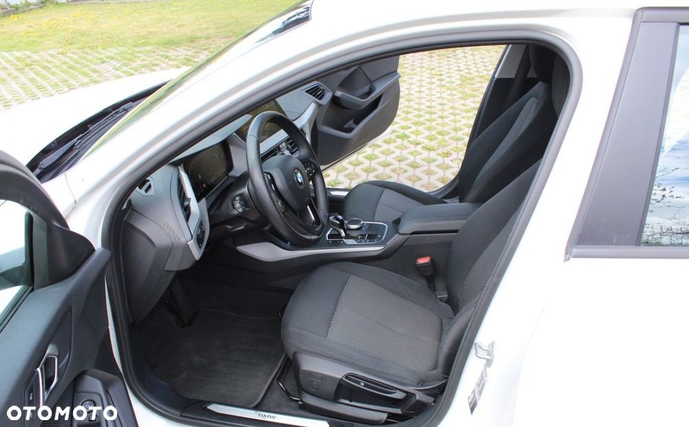 BMW Seria 1 - 8