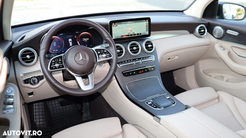 Mercedes-Benz GLC 300 d 4MATIC 9G-TRONIC Exclusive - 18