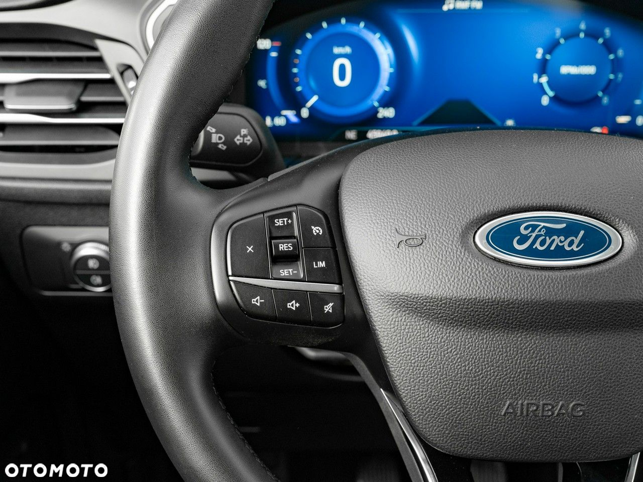 Ford Kuga 1.5 EcoBoost FWD Titanium - 17