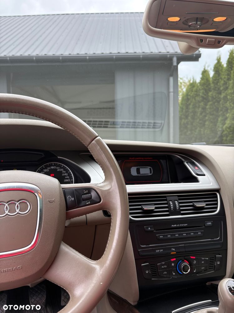 Audi A4 Avant 2.0 TDI DPF Ambition - 9