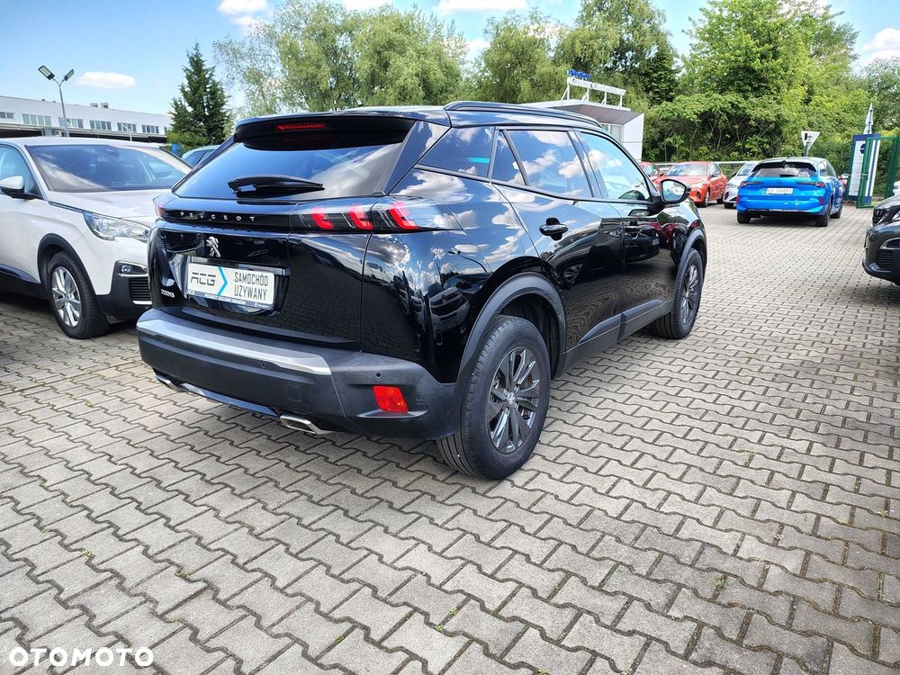 Peugeot 2008 - 4