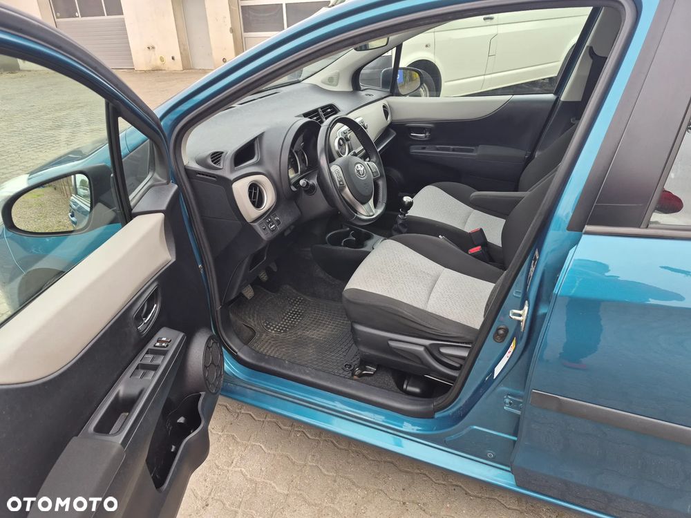 Toyota Yaris 1.33 Prestige - 10