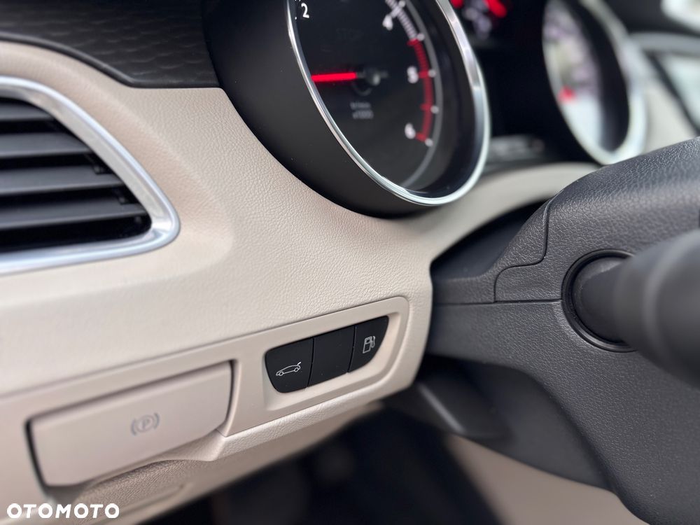 Peugeot 508 2.0 BlueHDi Allure S&S - 33