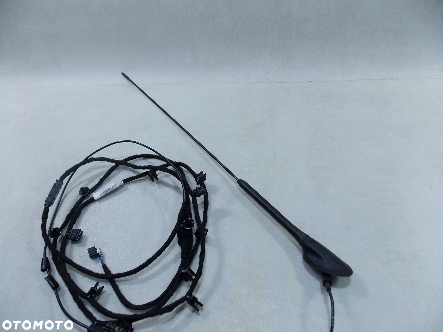 FORD TRANSIT CUSTOM 13- ANTENA DACHOWA AV1T-18828-AA BK2T-18812-DB - 3