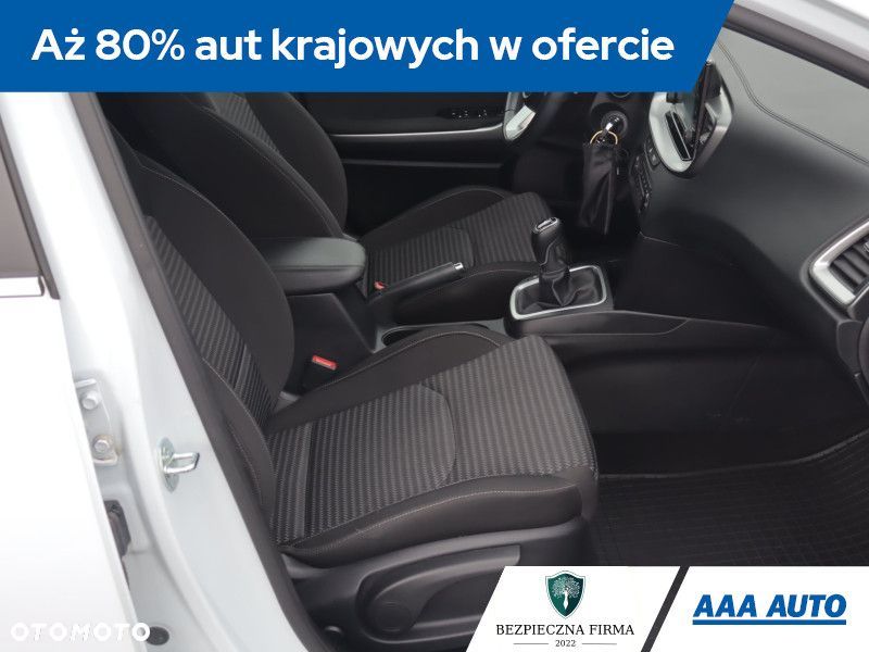 Kia Ceed - 11