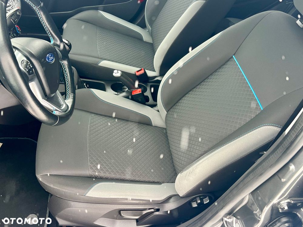 Ford Fiesta 1.0 EcoBoost S&S TITANIUM X - 6