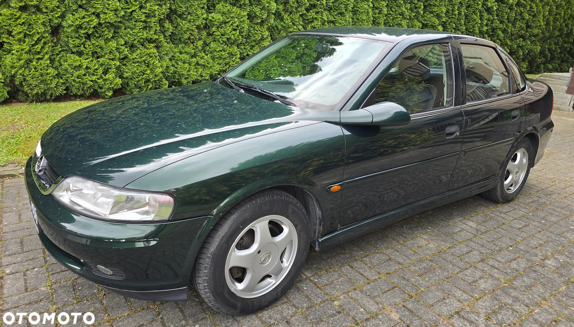 Opel Vectra 1.6 GL Plus - 2