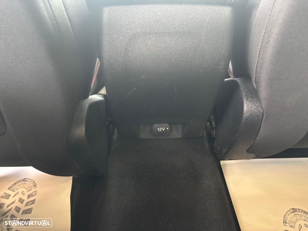 Ford Focus SW 1.5 TDCi ST-Line - 45