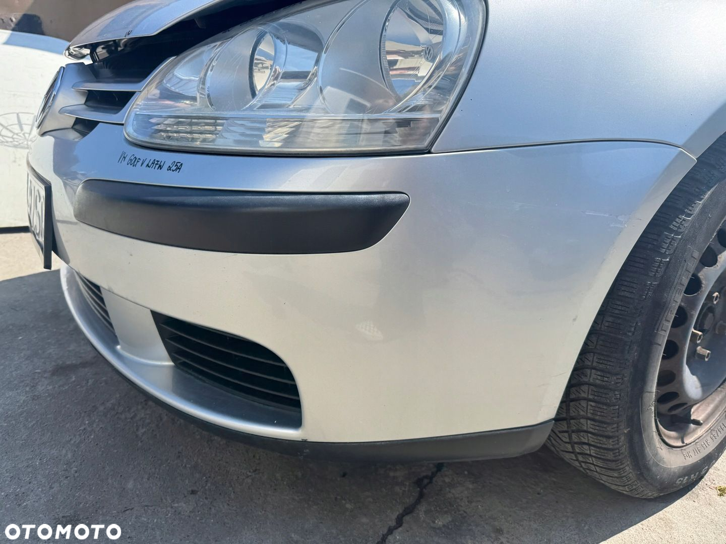 VW GOLF V ZDERZAK PRZÓD PRZEDNI LA7W - 12