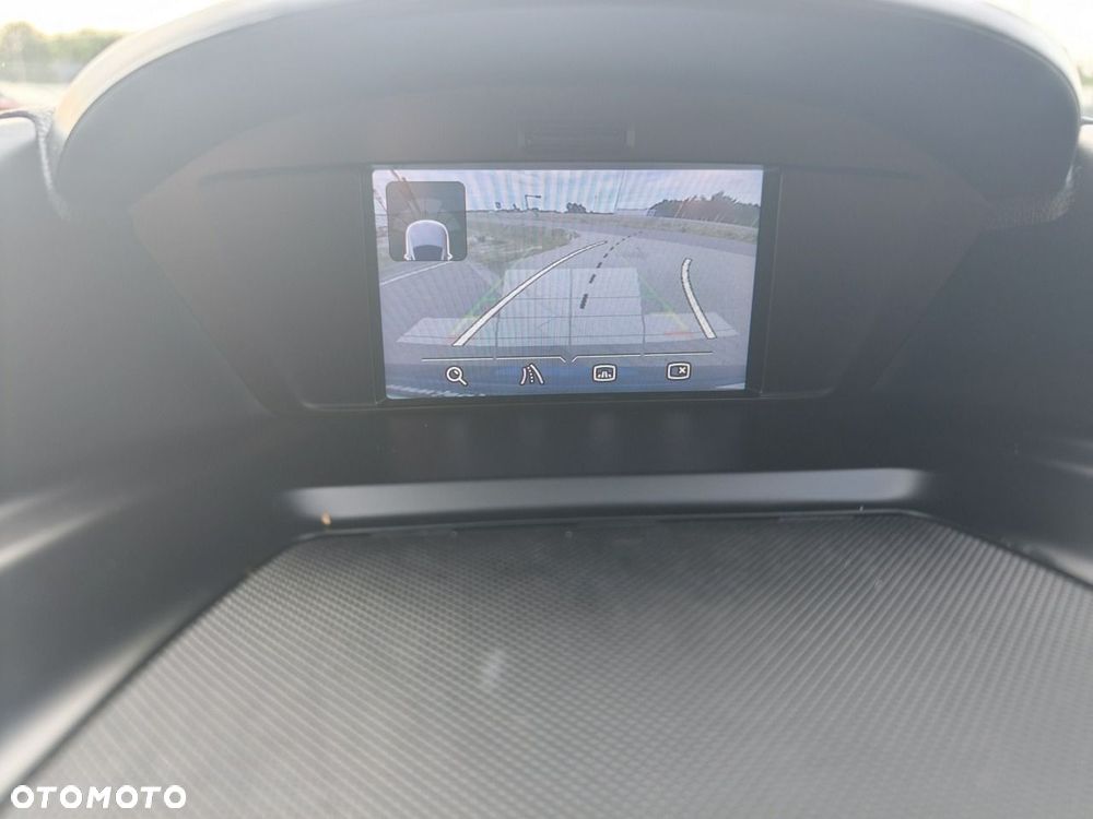 Ford Kuga - 38
