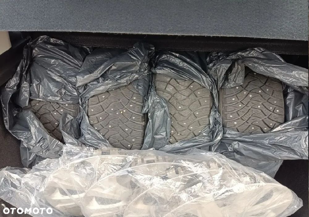 Ford C-MAX - 18