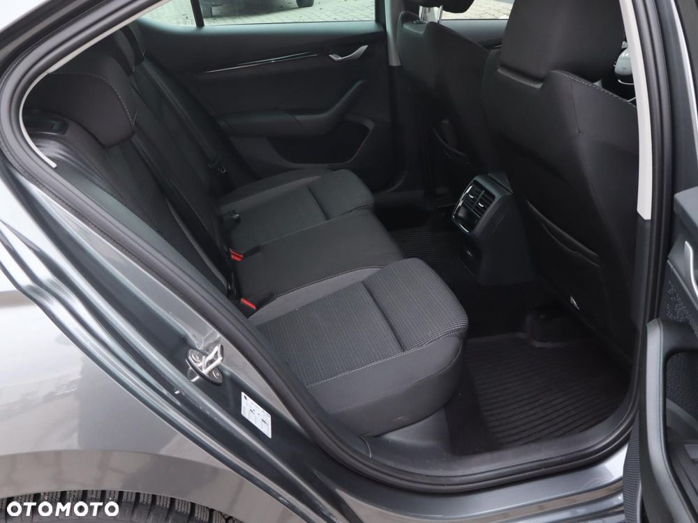 Skoda Octavia 1.5 TSI mHEV Edition 130 Selection DSG - 8